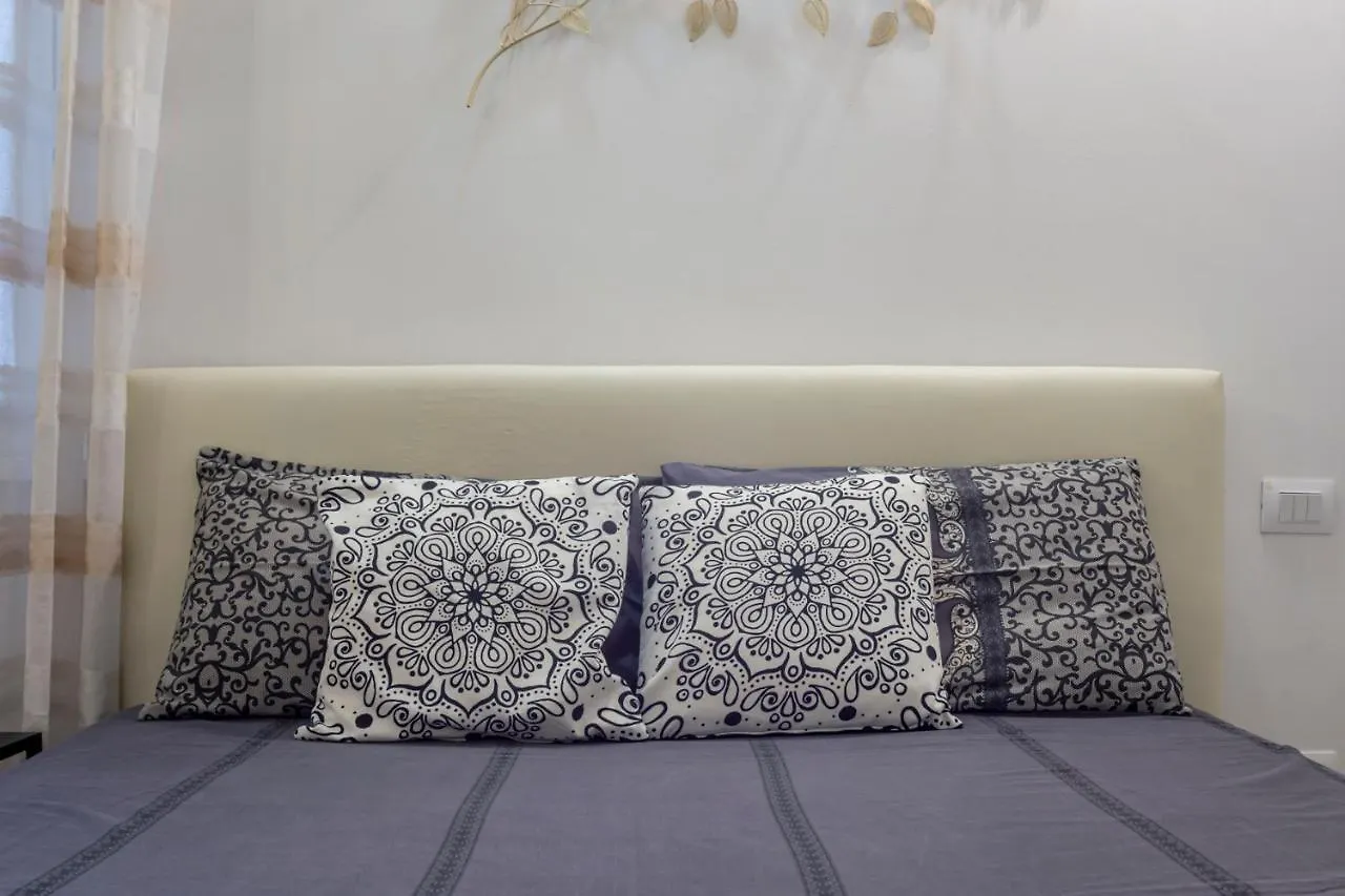 Lovely Flat - Orti 16 Milan 0*,  Italy